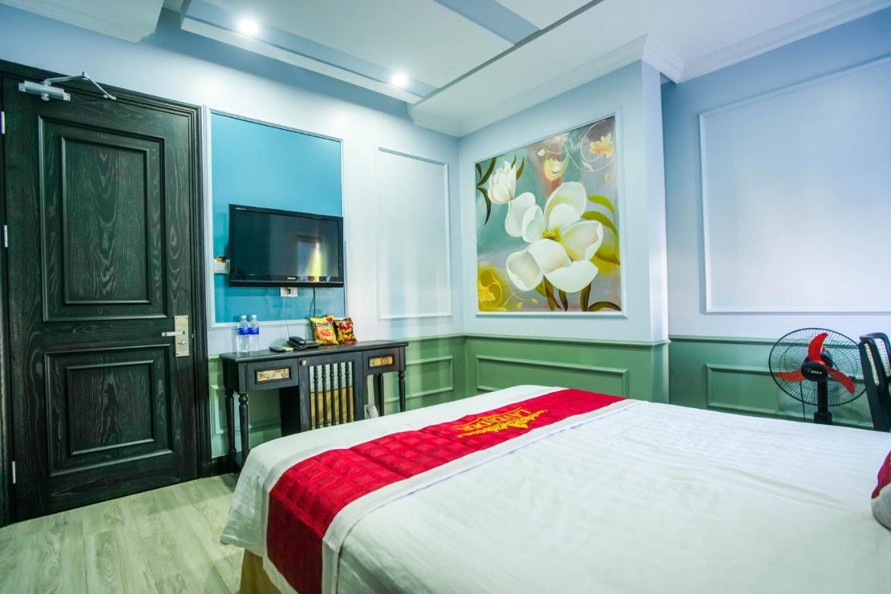 Lavender Hotel Tuyen Quang Esterno foto