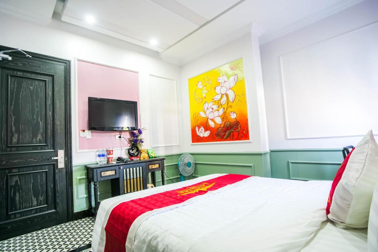 Lavender Hotel Tuyen Quang Esterno foto